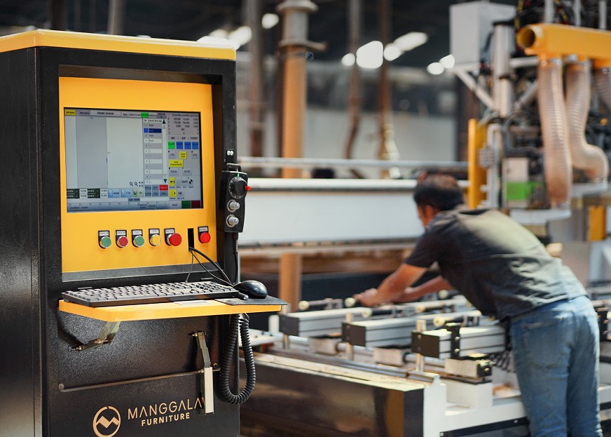 Manggala Furniture adalah produsen furnitur kayu yang mengkhususkan diri pada produksi furnitur berbahan kayu jati.