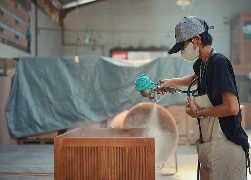 Manggala Furniture adalah produsen furnitur kayu yang mengkhususkan diri pada produksi furnitur berbahan kayu jati.