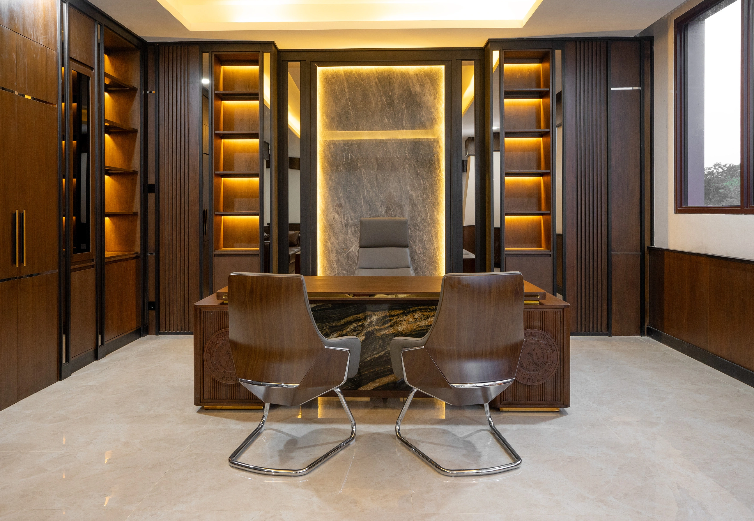 Presisi II furniture materials
