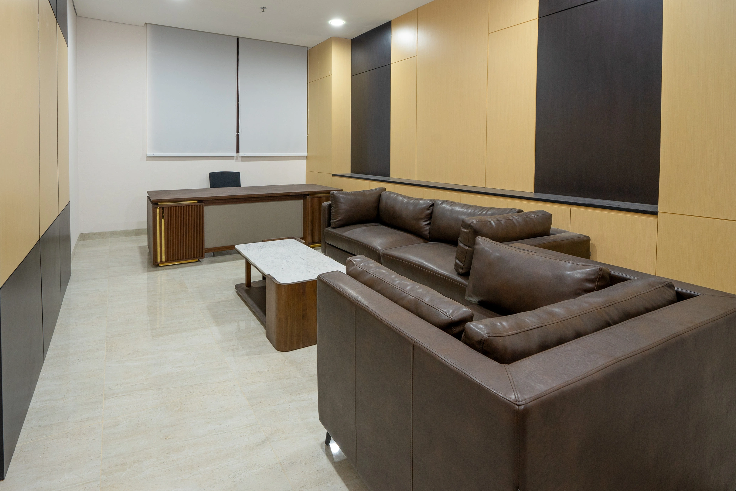Presisi II furniture finish