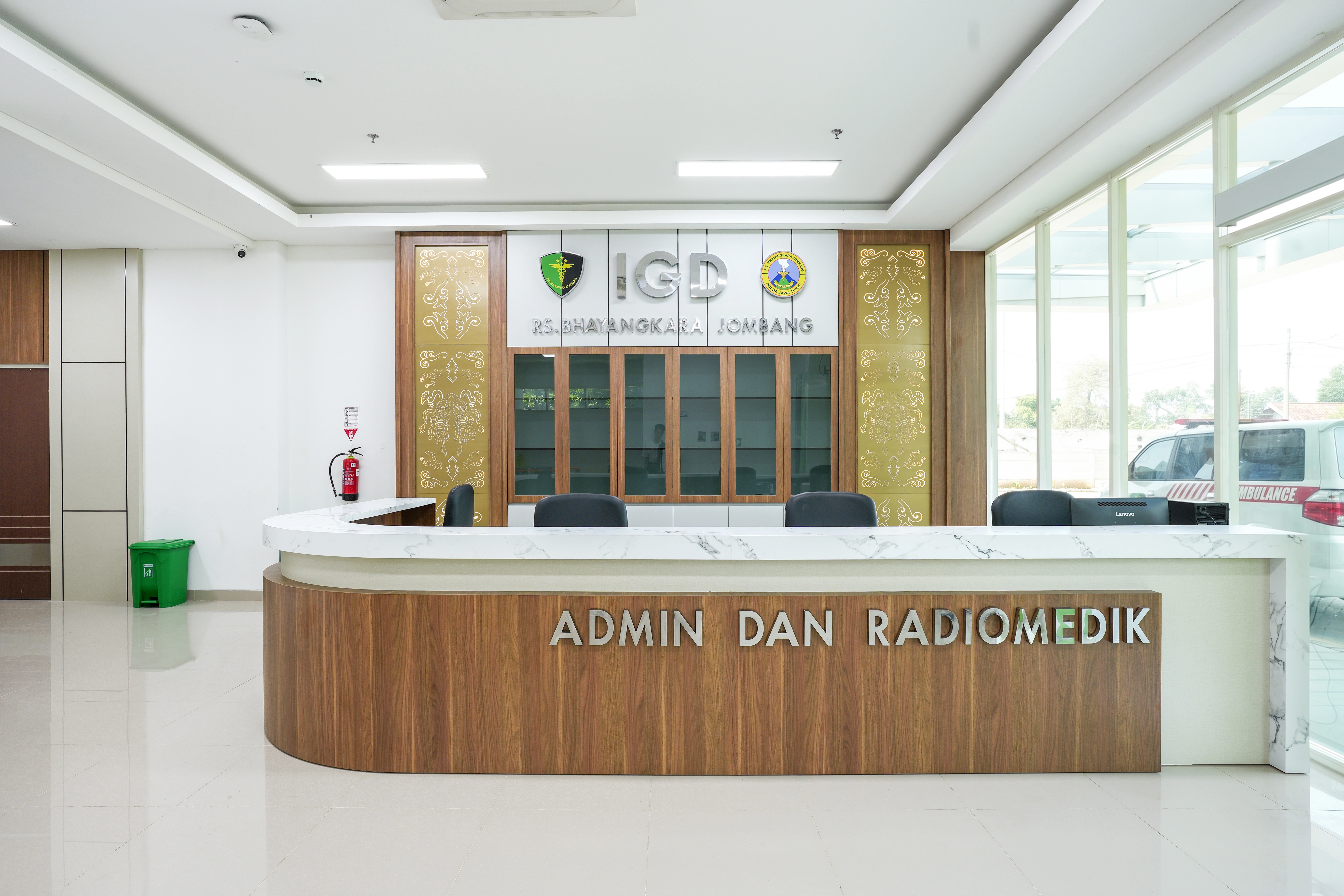 Healthcare furniture finish