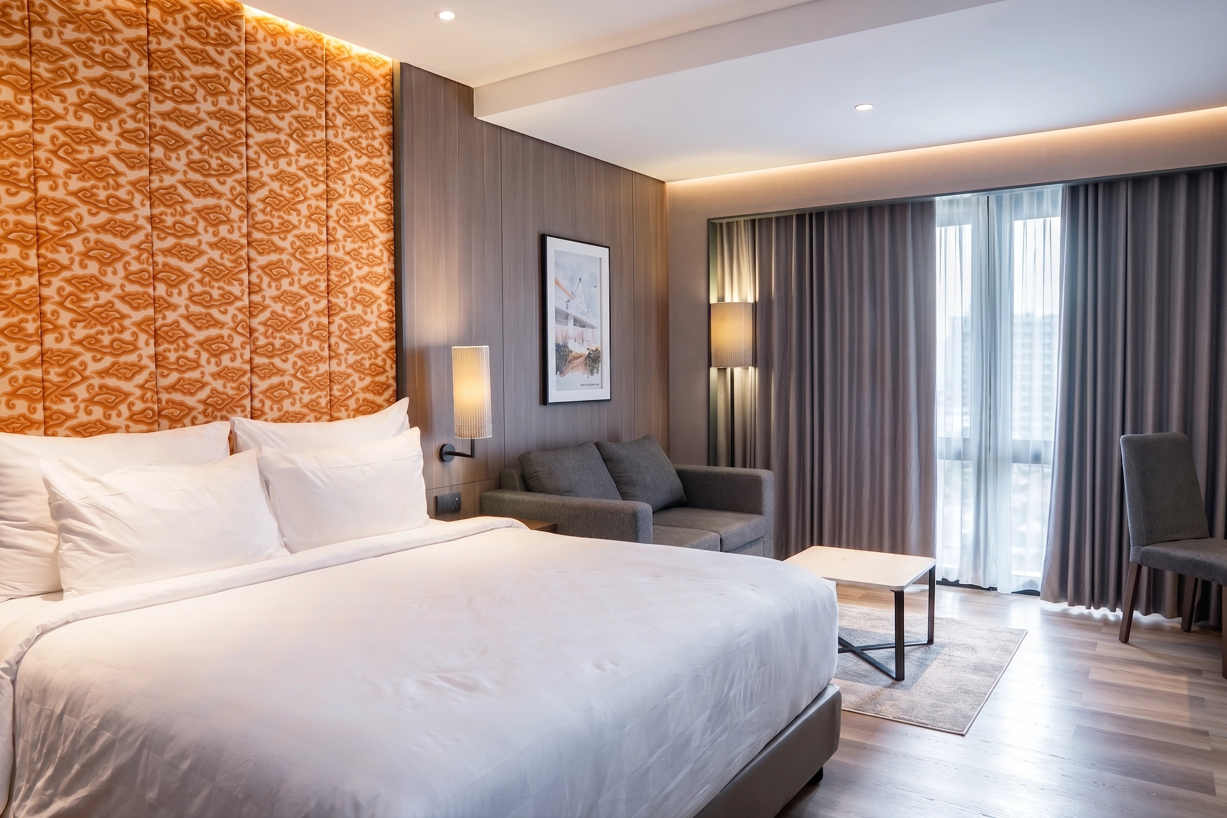 Swiss–Bel Hotel
